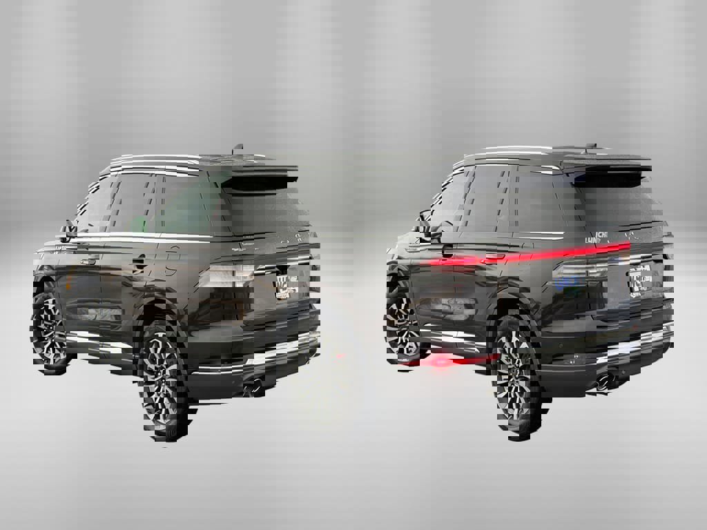 Used 2024 Lincoln Aviator Reserve image 2