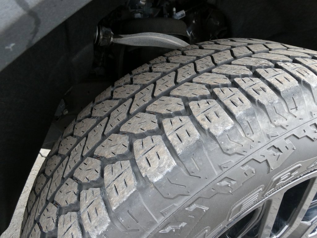 Certified 2024 GMC Sierra 1500 Elevation image 13