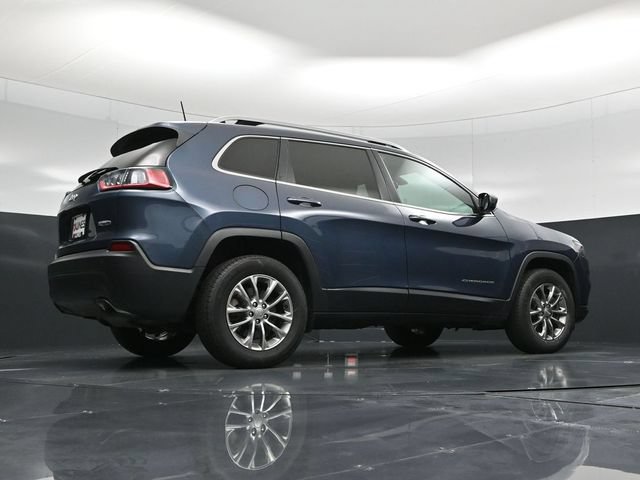 Used 2020 Jeep Cherokee Latitude Plus w/ Cold Weather Group AWD/4WD image 54