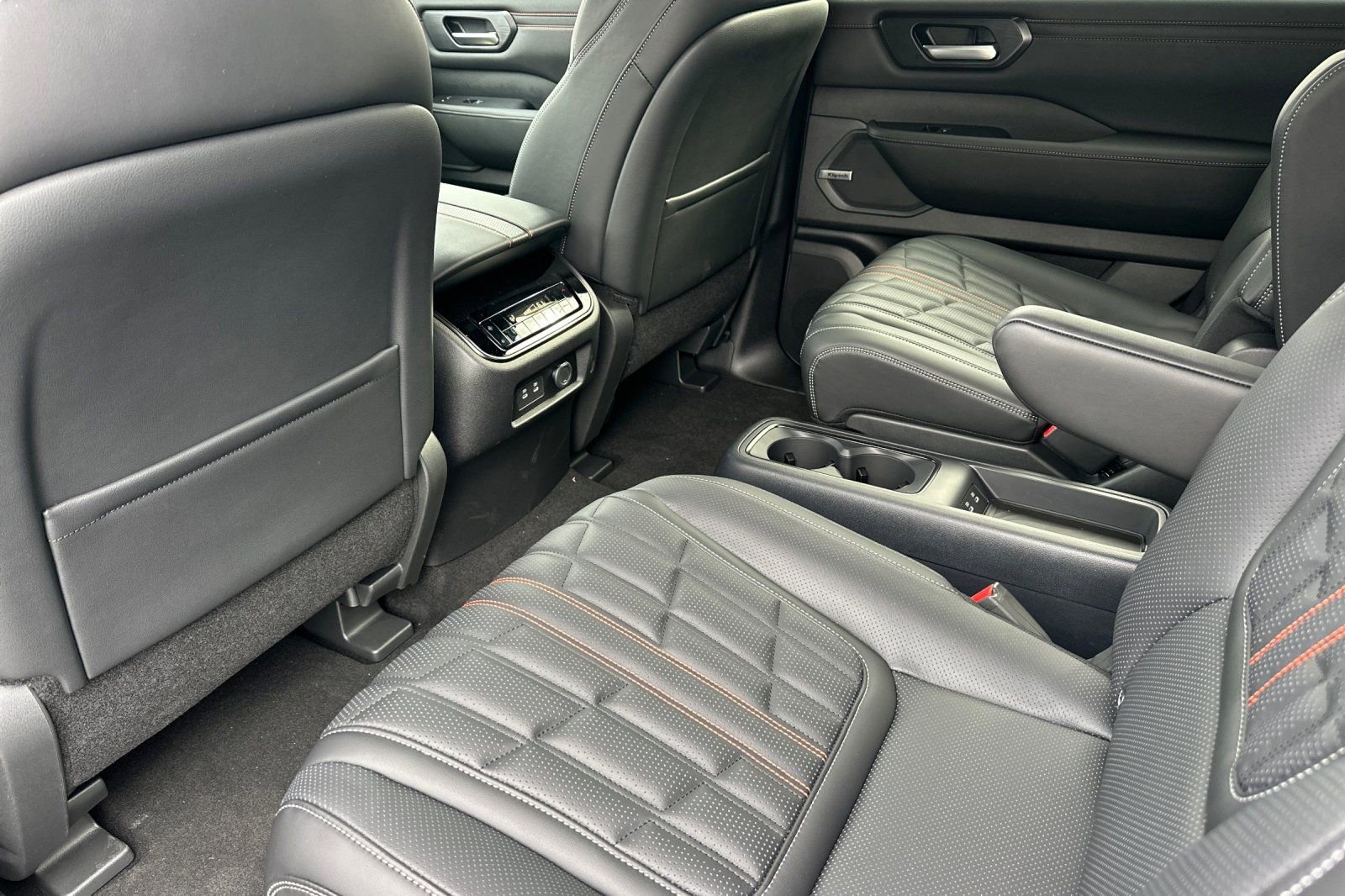 New 2026 Nissan Armada PRO-4X w/ Captain's Chari Seat Package image 9