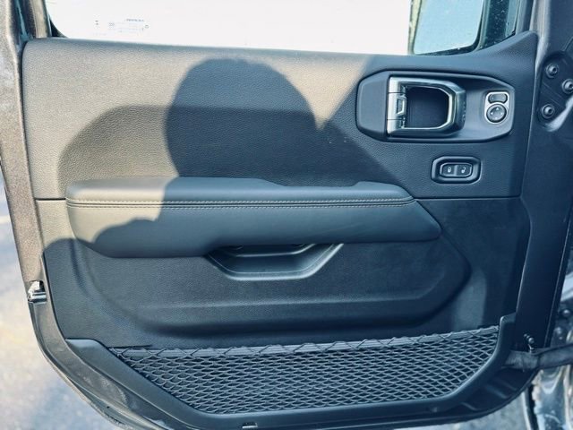 New 2025 Jeep Wrangler Sahara image 10