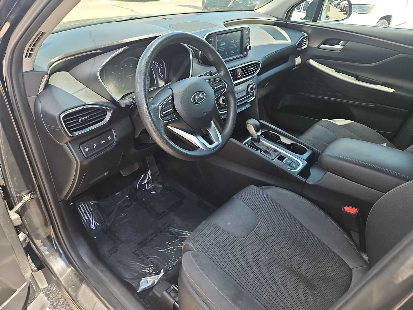 Used 2019 Hyundai Santa Fe SEL FWD image 10