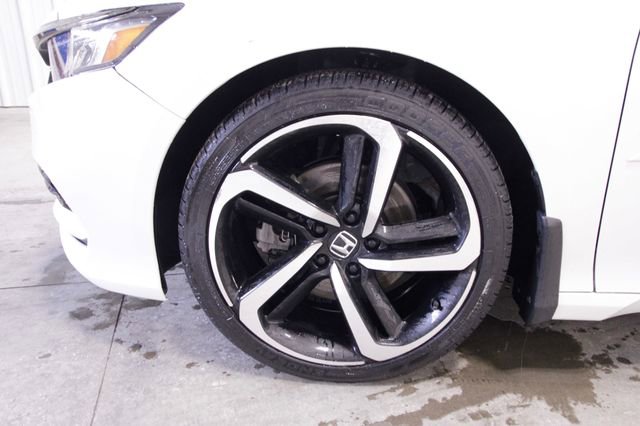 Used 2020 Honda Accord Sport image 10
