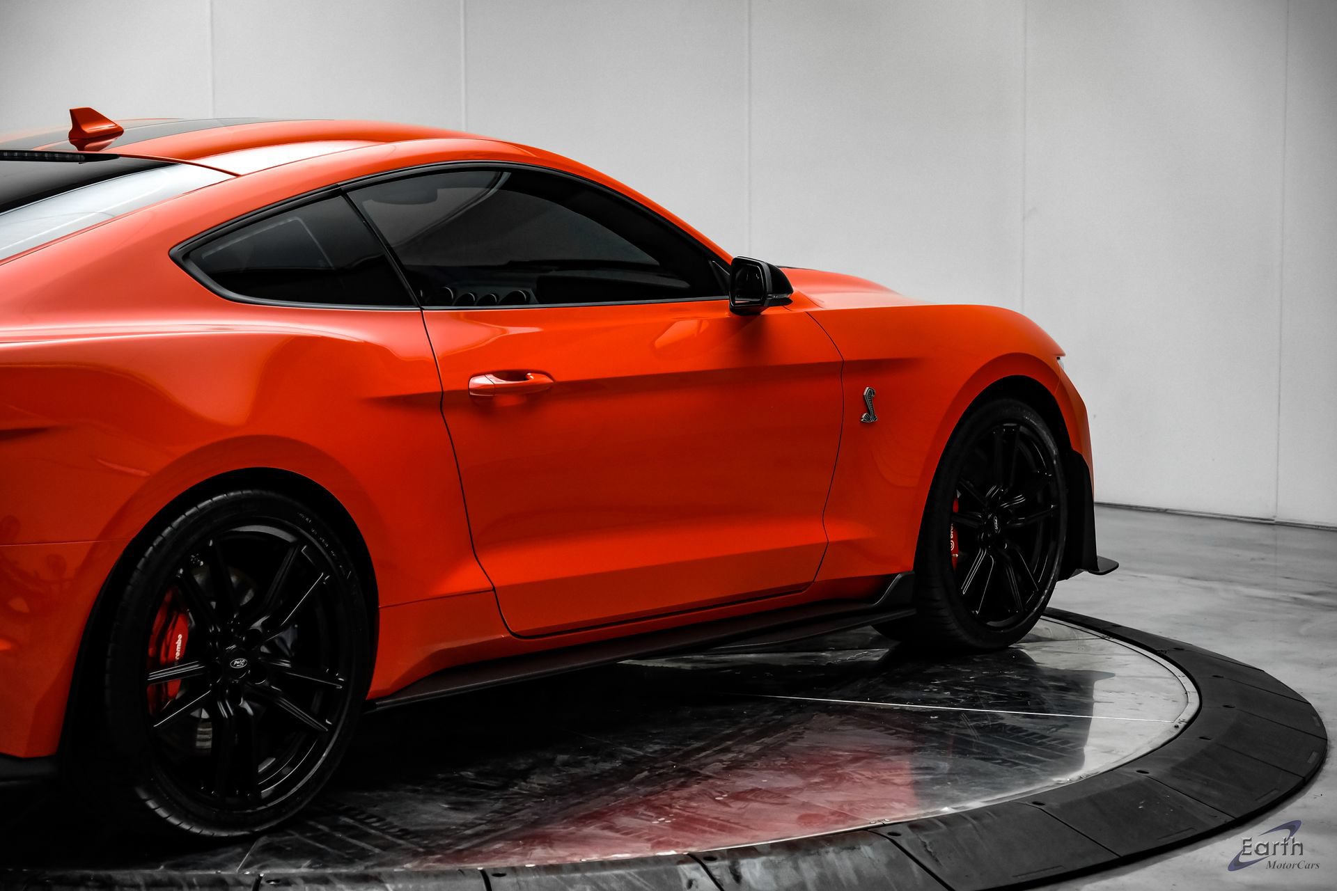Used 2022 Ford Mustang Shelby GT500 w/ Technology Package RWD image 15