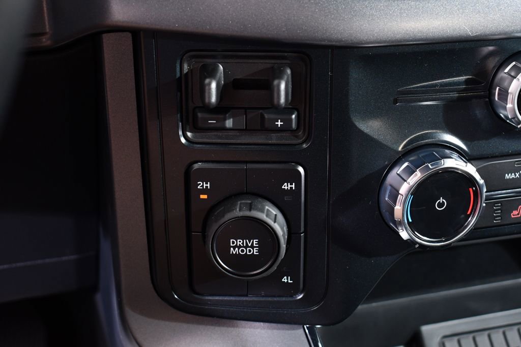 New 2025 Ford F150 XLT w/ Equipment Group 302A MID image 31