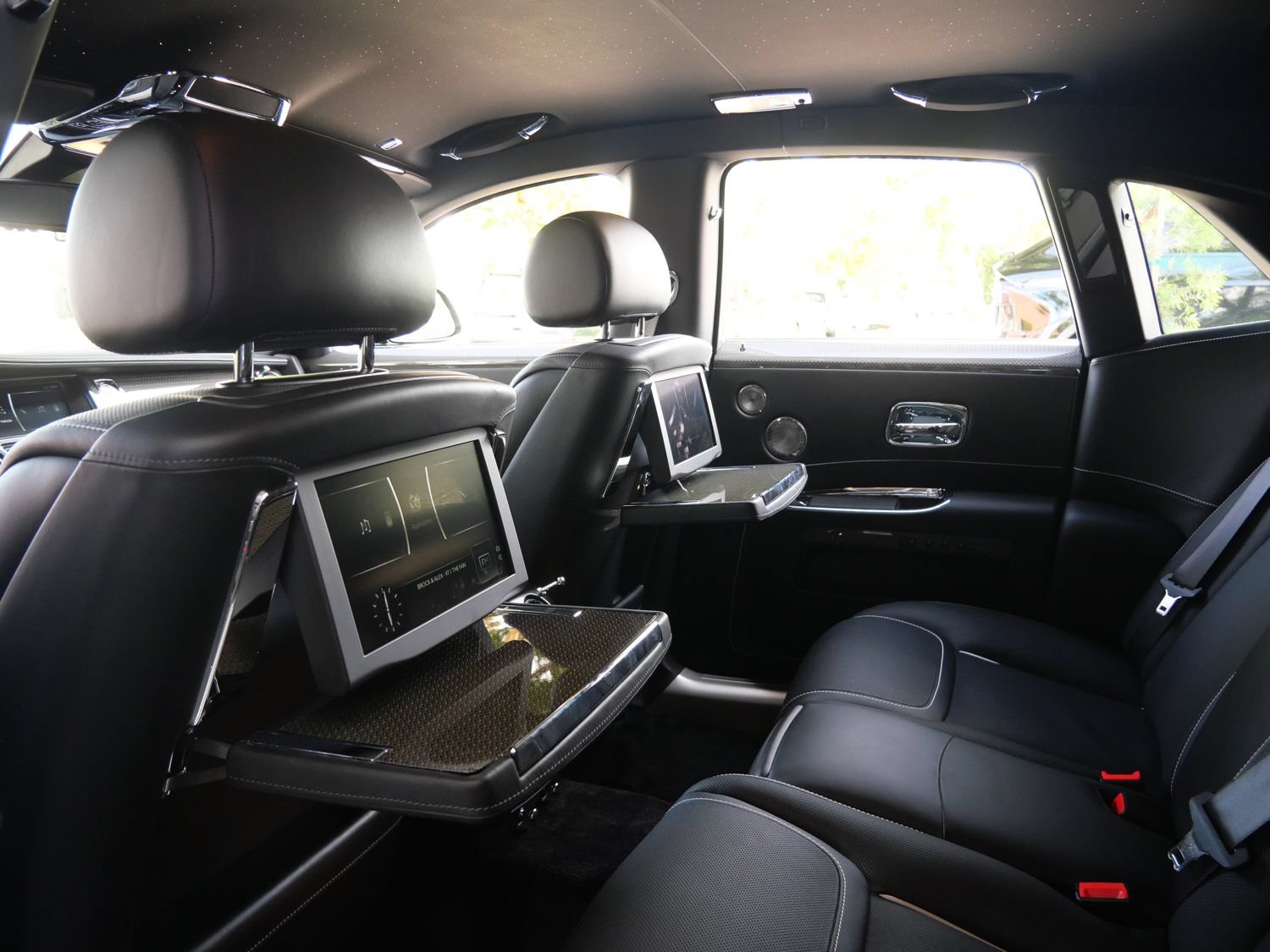 Certified 2019 Rolls-Royce Ghost RWD image 36