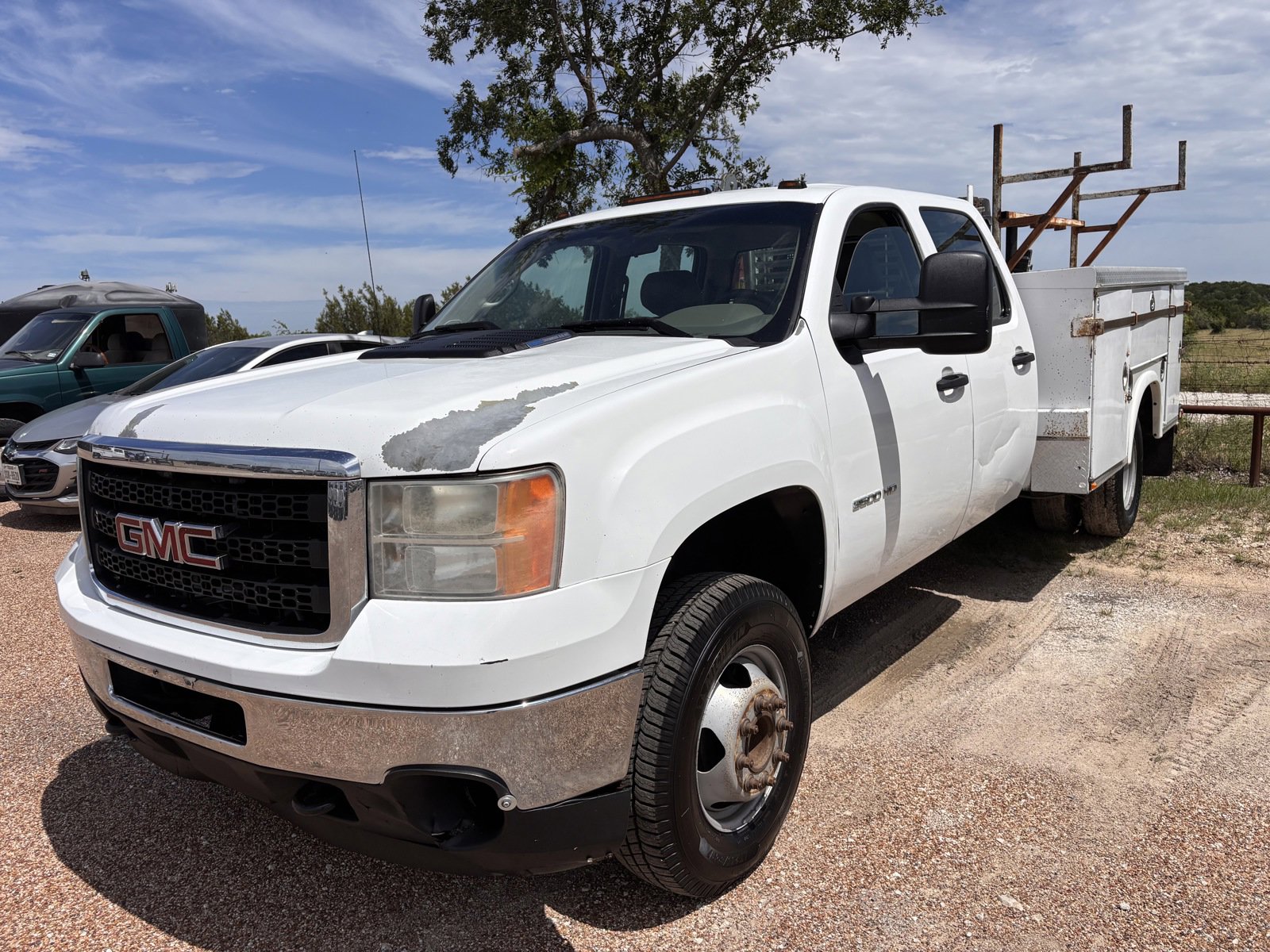 Used 2012 GMC Sierra 3500 W/T RWD image 1
