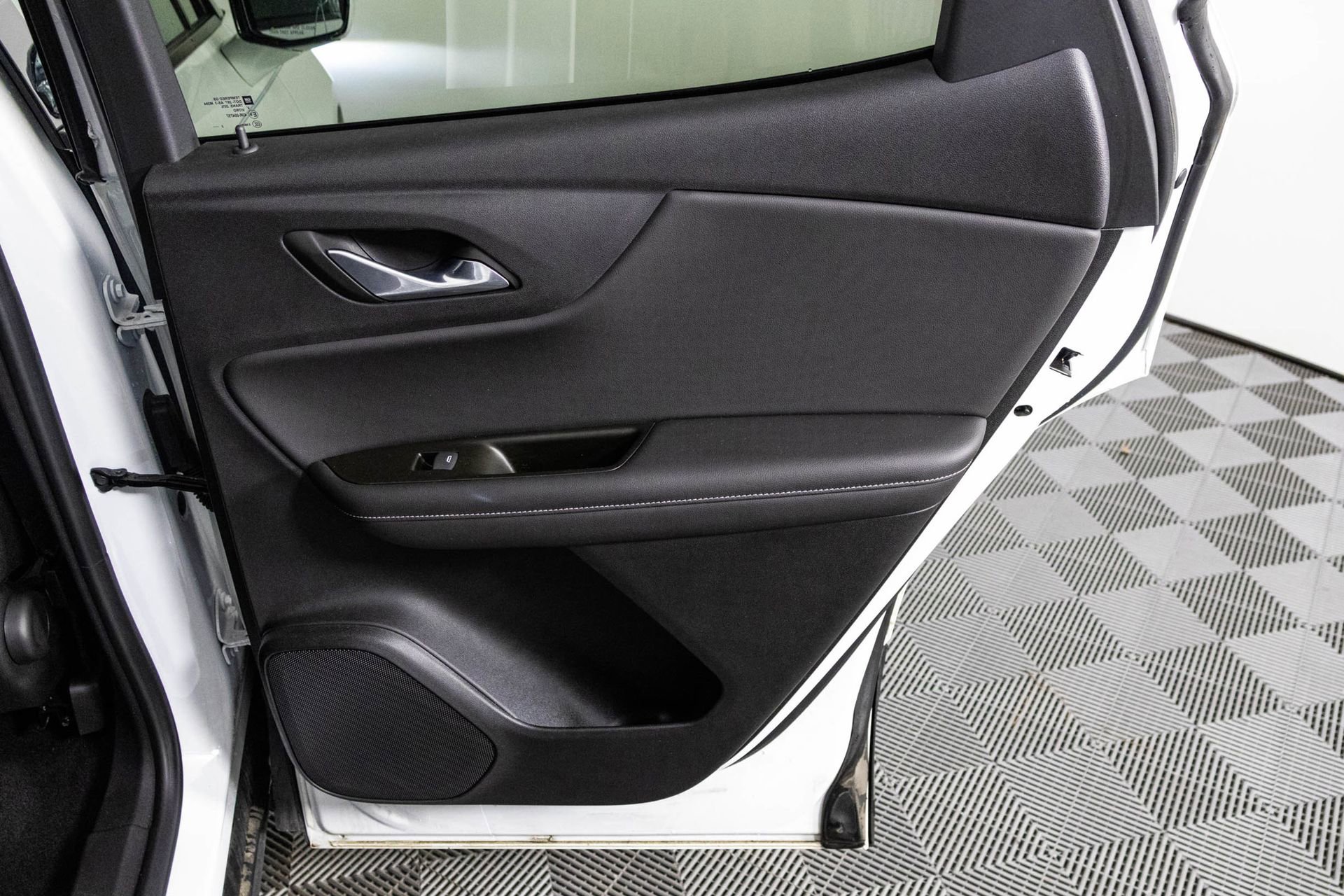 Certified 2023 Chevrolet Blazer LT w/ Driver Confidence Package image 37