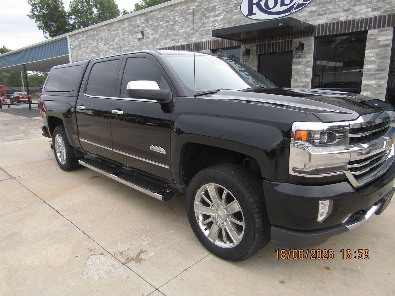 Used 2018 Chevrolet Silverado 1500 High Country AWD/4WD image 3