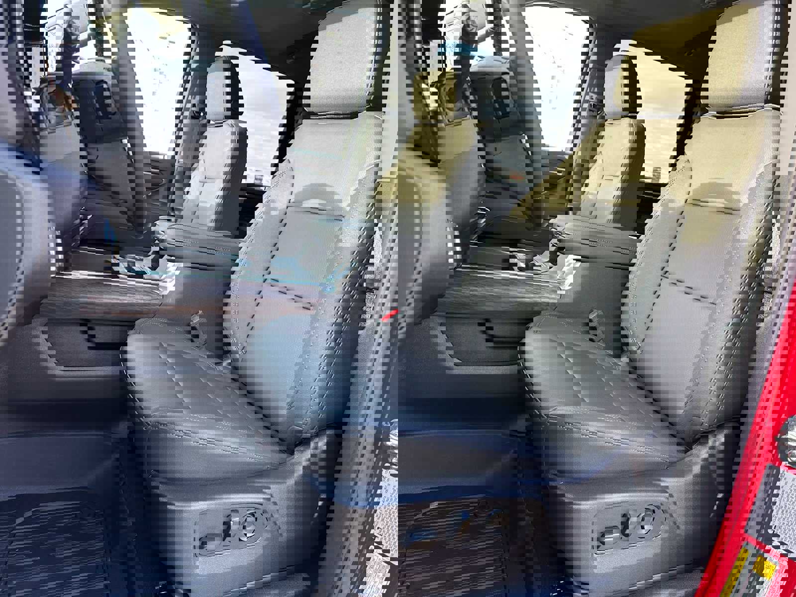 New 2026 GMC Sierra 2500 SLT image 21