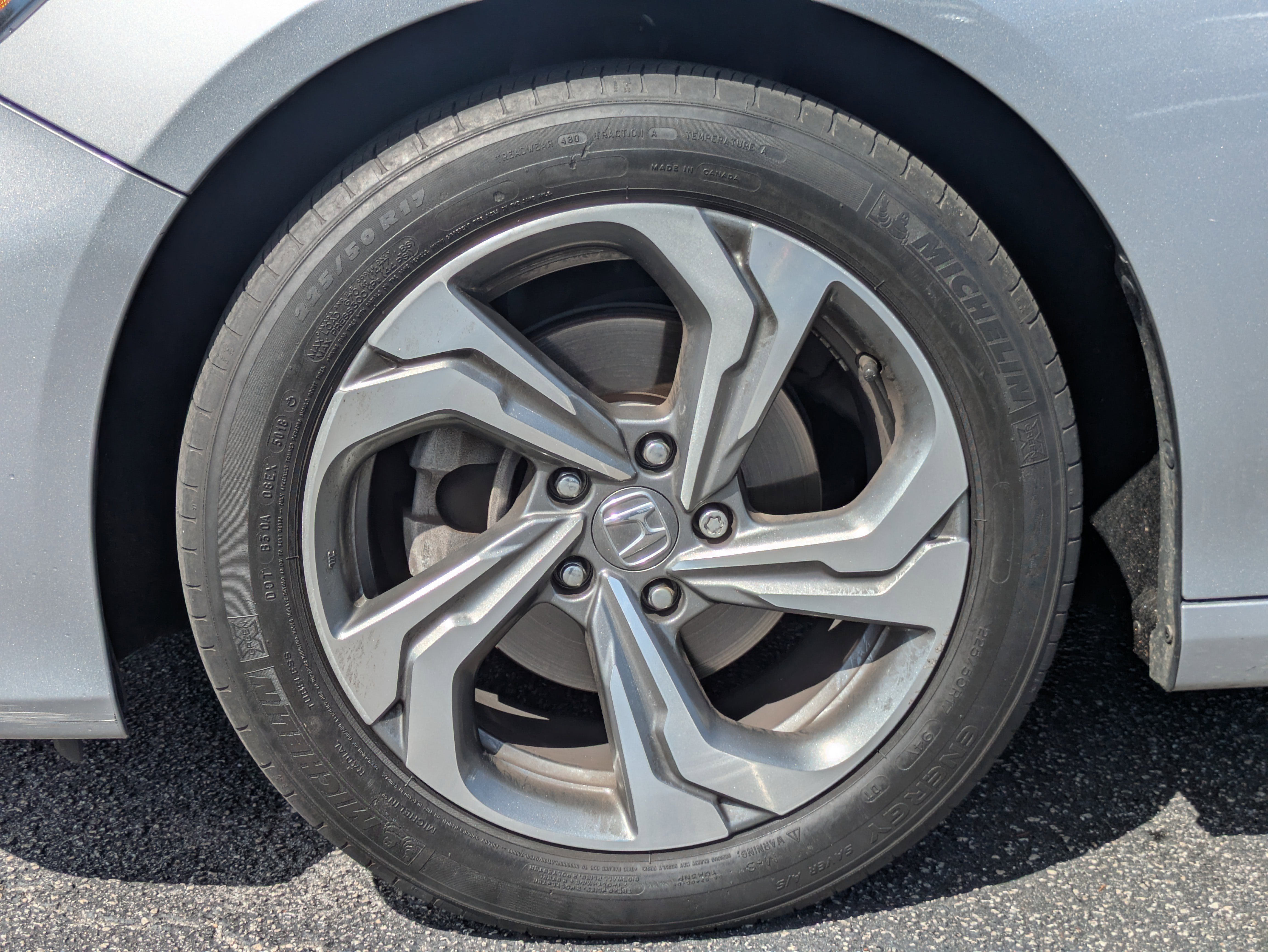 Used 2019 Honda Accord EX image 32