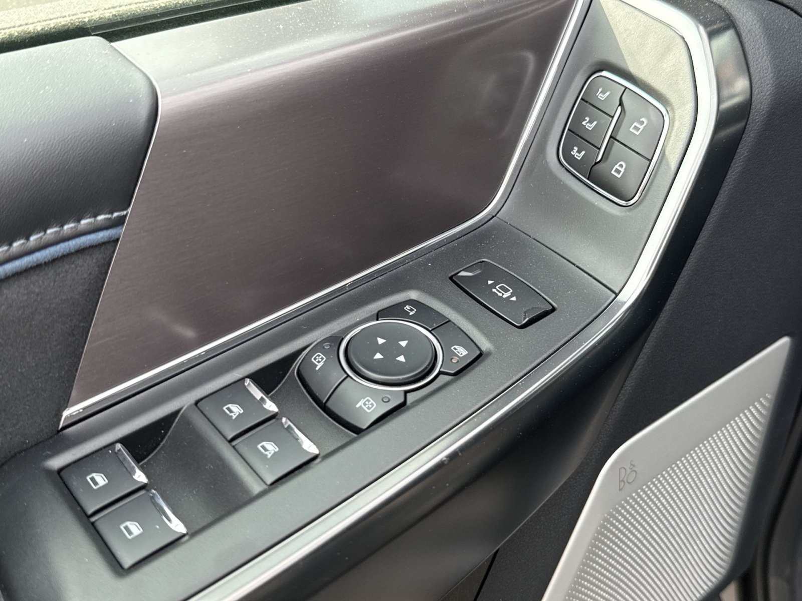 New 2026 Ford F250 Platinum AWD/4WD image 16