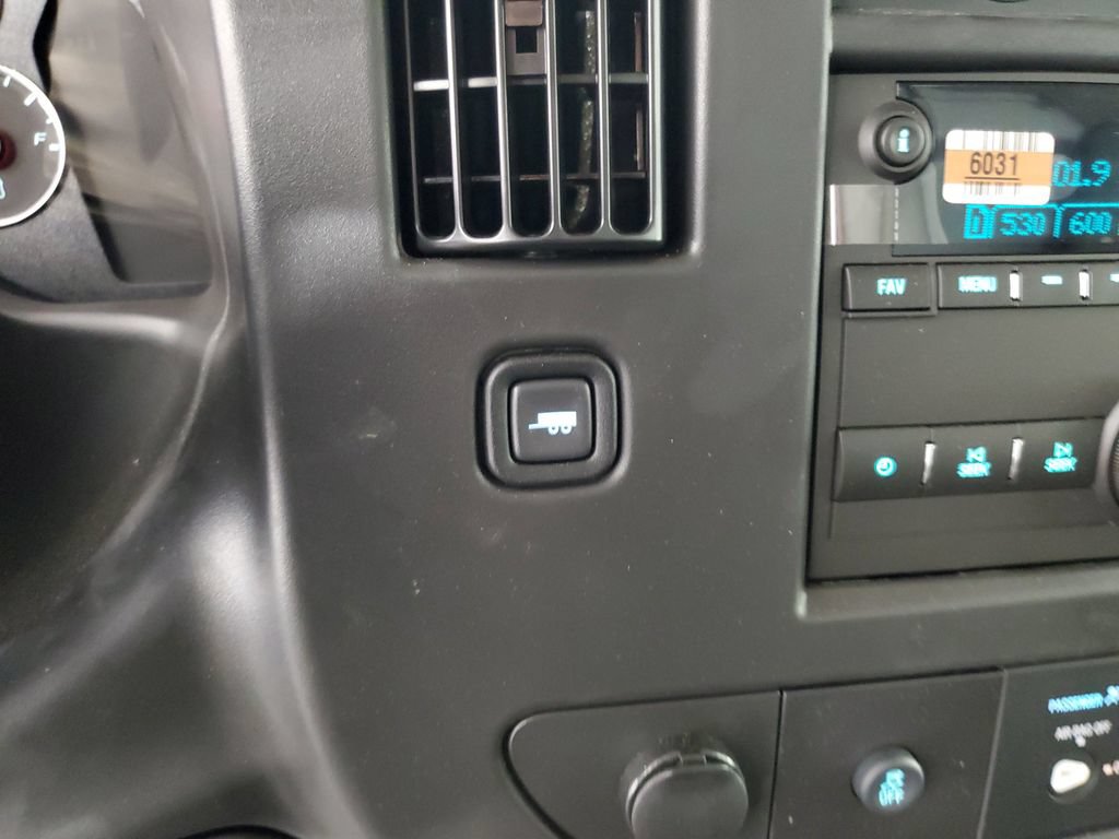New 2026 Chevrolet Express 3500 w/ Power Convenience Package RWD image 25