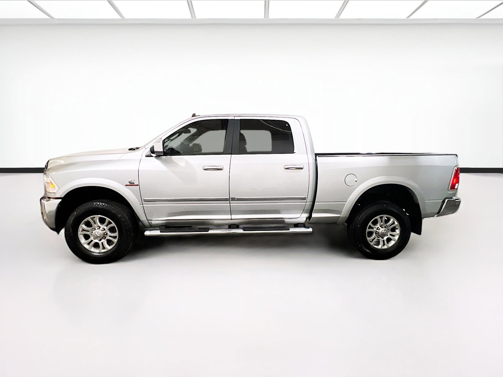 Used 2016 RAM 2500 Laramie AWD/4WD image 24