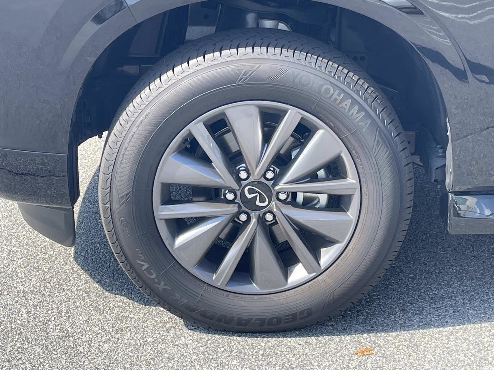 Certified 2025 INFINITI QX80 Pure image 7