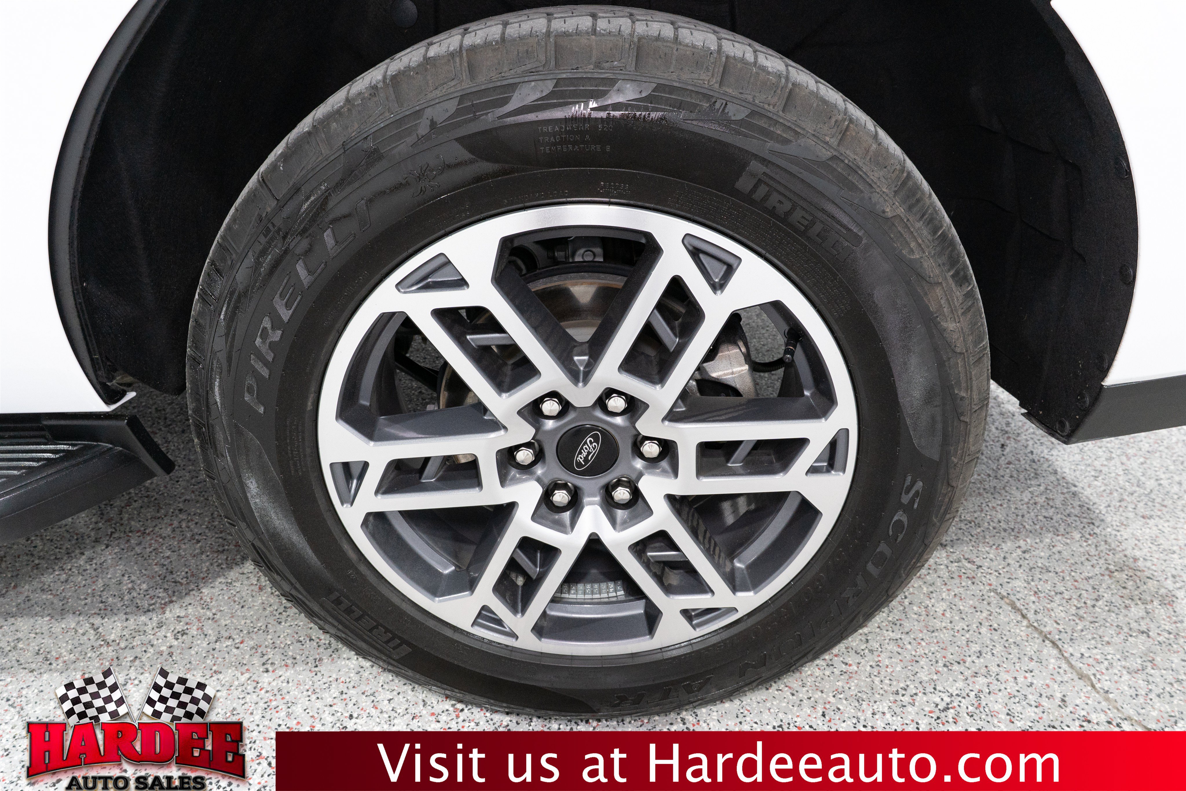 Used 2025 Ford Expedition Active AWD/4WD image 10