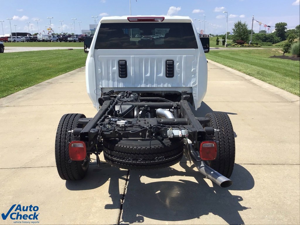 Used 2025 Chevrolet Silverado 2500 W/T w/ WT Convenience Package image 5