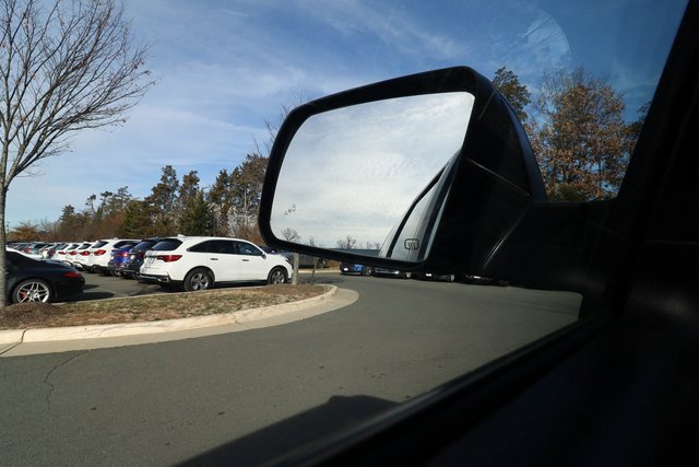 Used 2018 Toyota Sequoia SR5 image 53