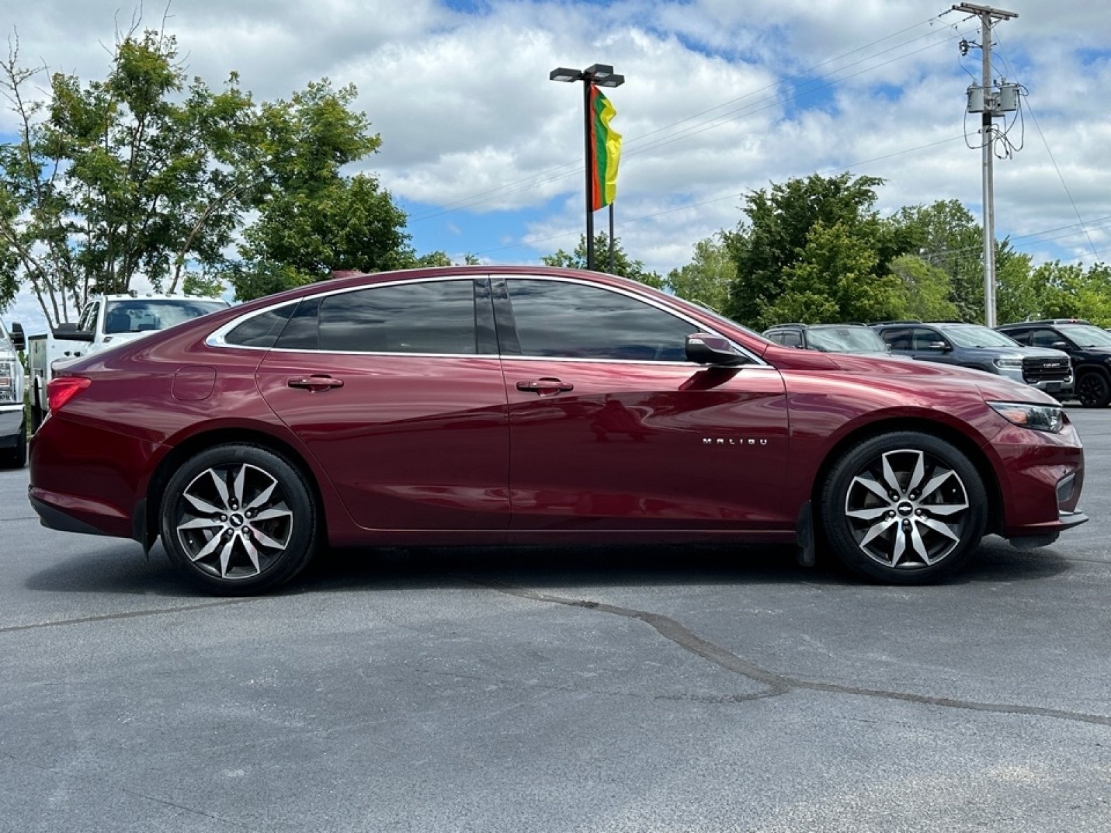 Used 2016 Chevrolet Malibu LT w/ True North Edition FWD image 9