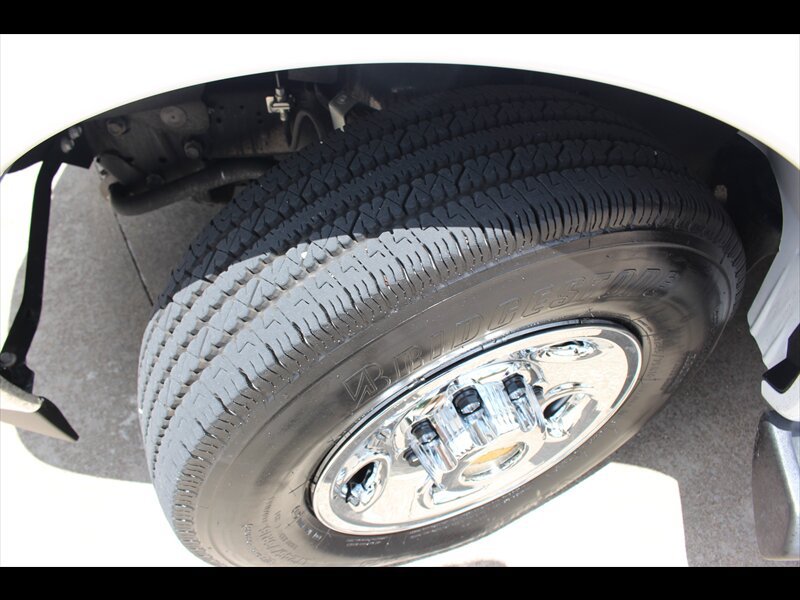 Used 2024 Chevrolet Express 3500 LT w/ LT Preferred Equipment Group RWD image 26