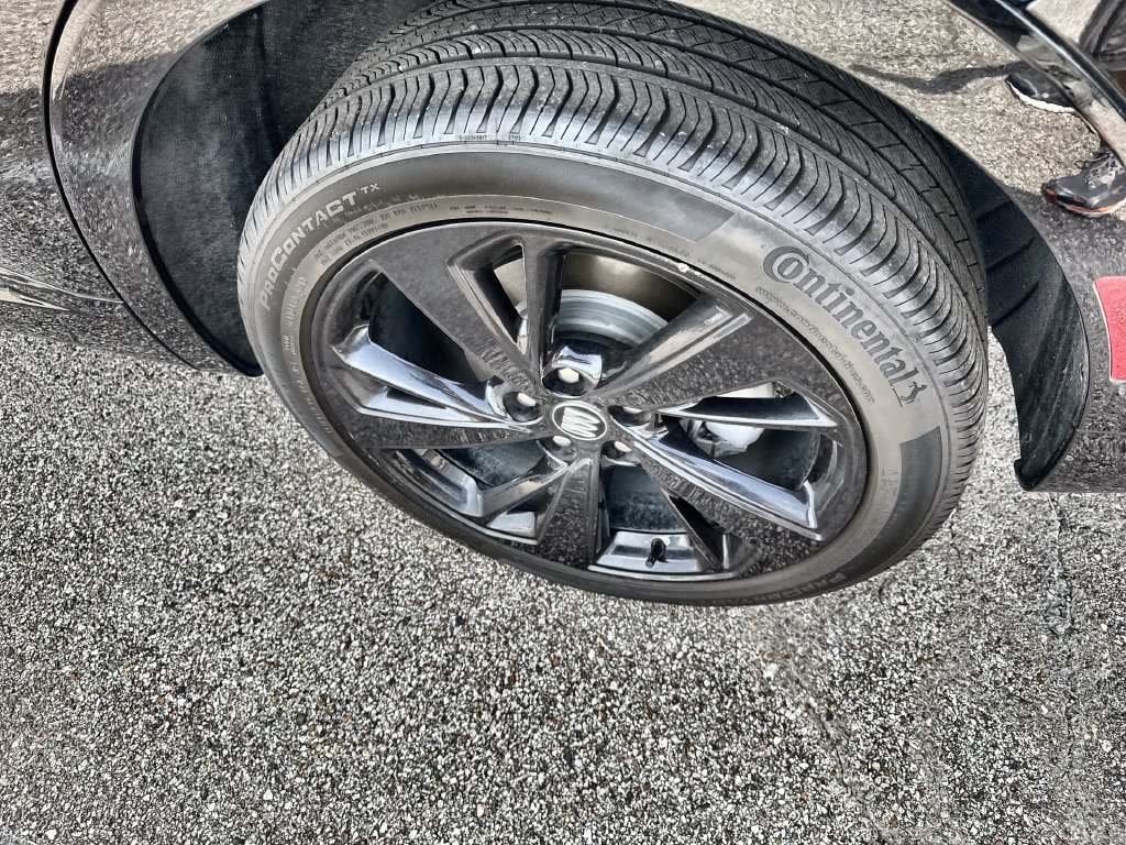 Used 2025 Buick Envision Sport Touring AWD/4WD image 12