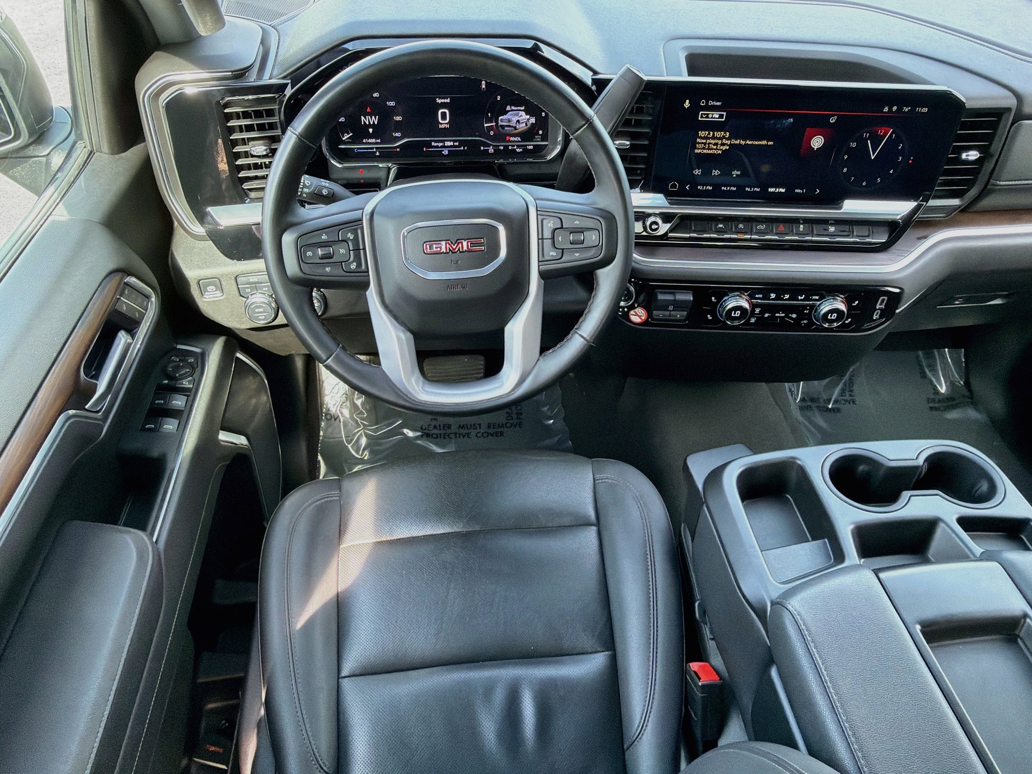 Used 2025 GMC Sierra 1500 SLT AWD/4WD image 16