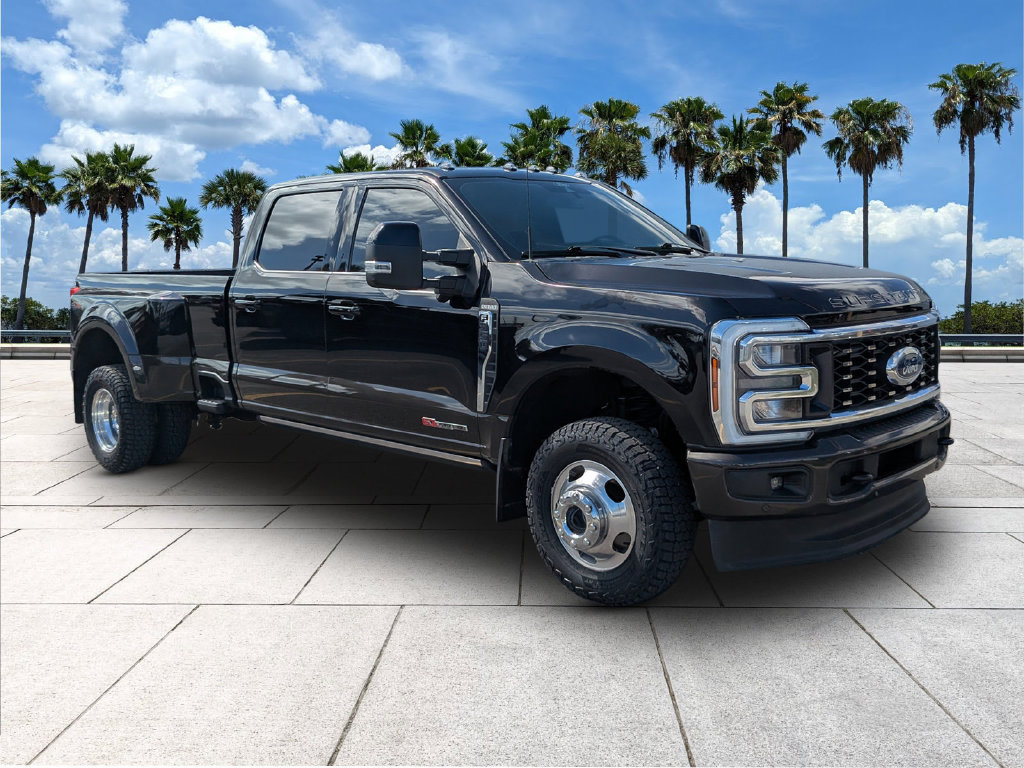 Certified 2024 Ford F350 King Ranch AWD/4WD image 2