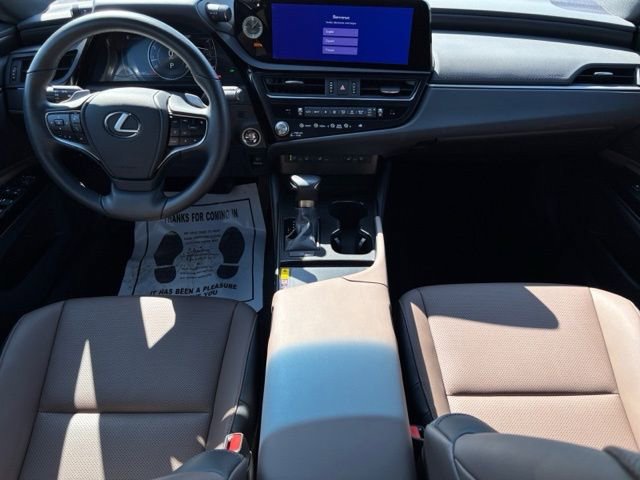 Used 2025 Lexus ES 350 w/ Premium Package image 13