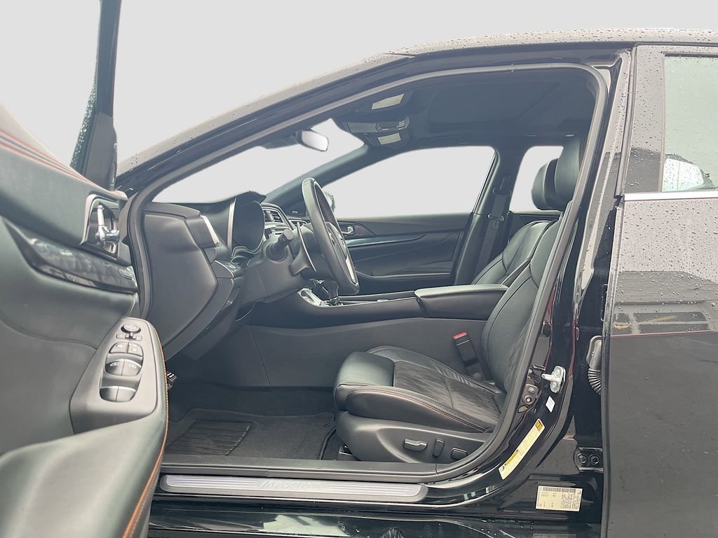 Used 2023 Nissan Maxima SR w/ Sport Mat Group image 20