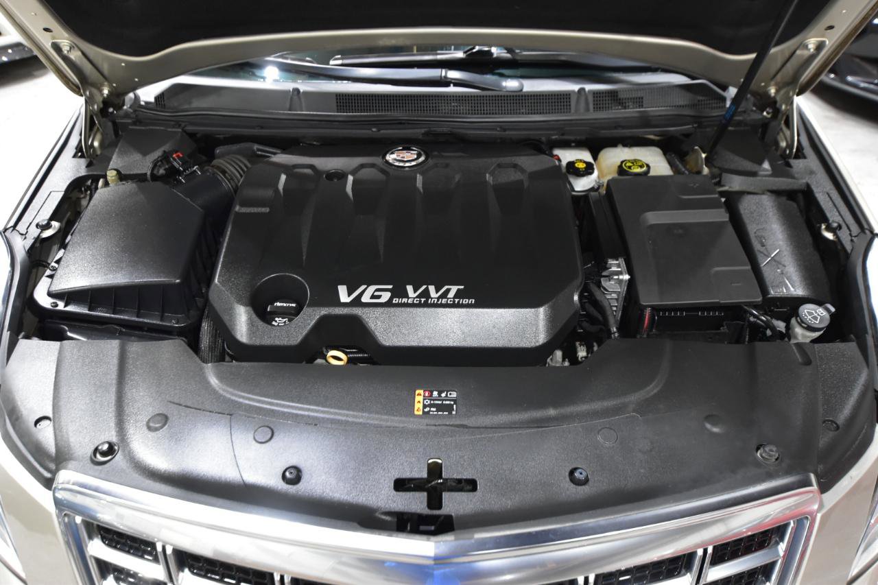 Used 2013 Cadillac XTS Luxury w/ Driver Awareness Package FWD image 41