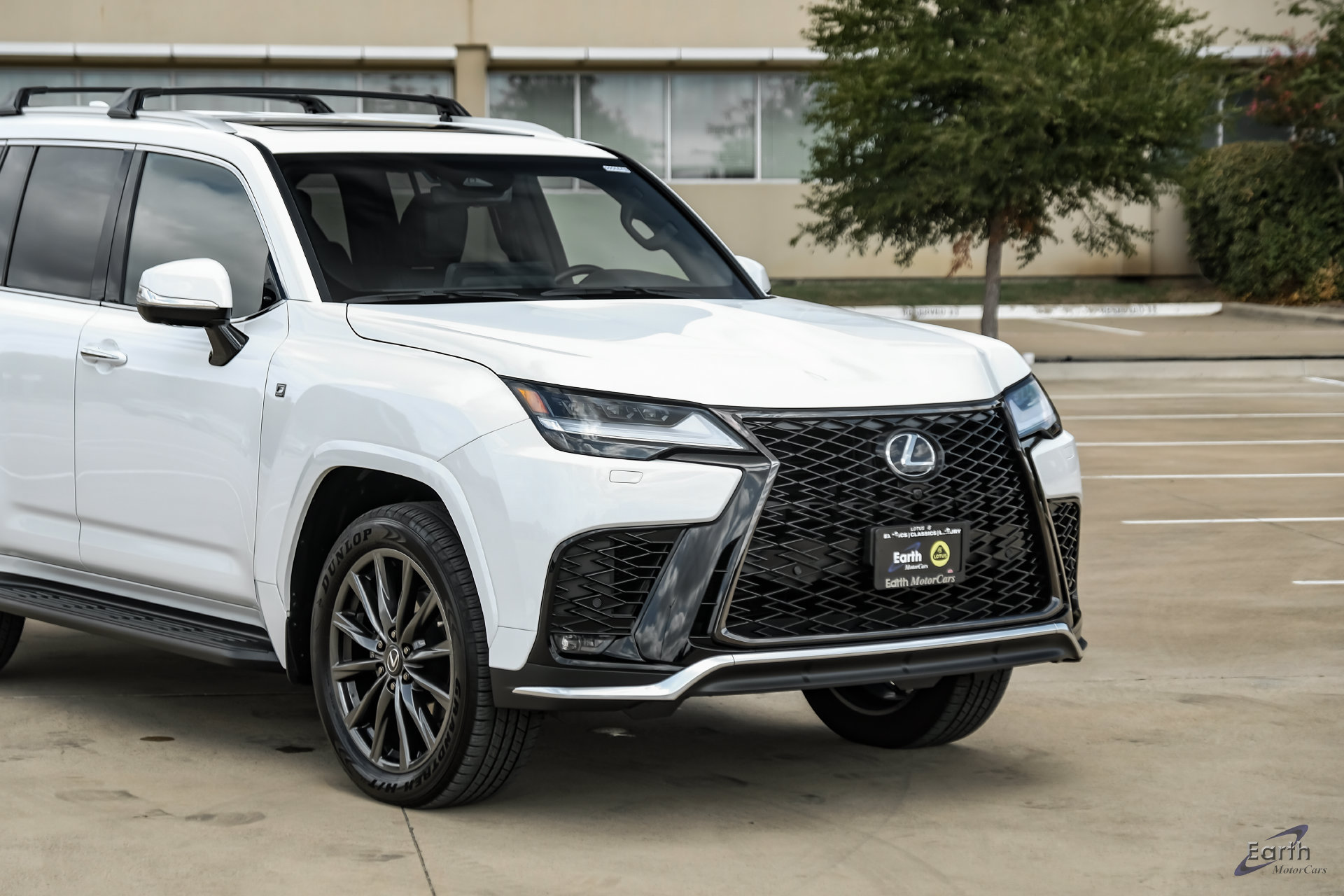 Used 2026 Lexus LX 600 F Sport w/ Accessory Package (Z1) AWD/4WD image 26