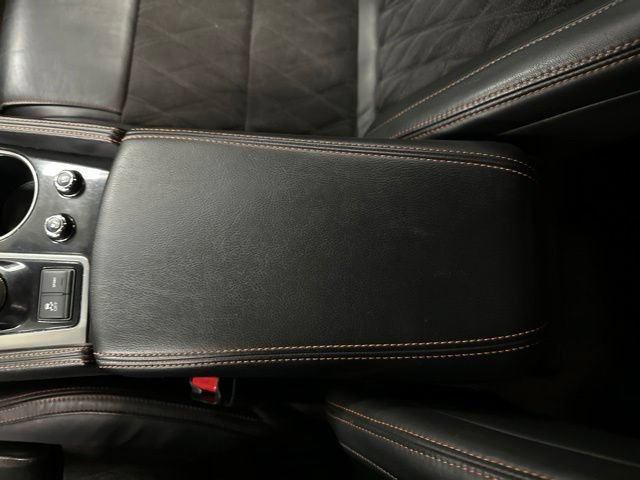 Used 2021 Nissan Maxima SR w/ Sport Mat Group FWD image 16