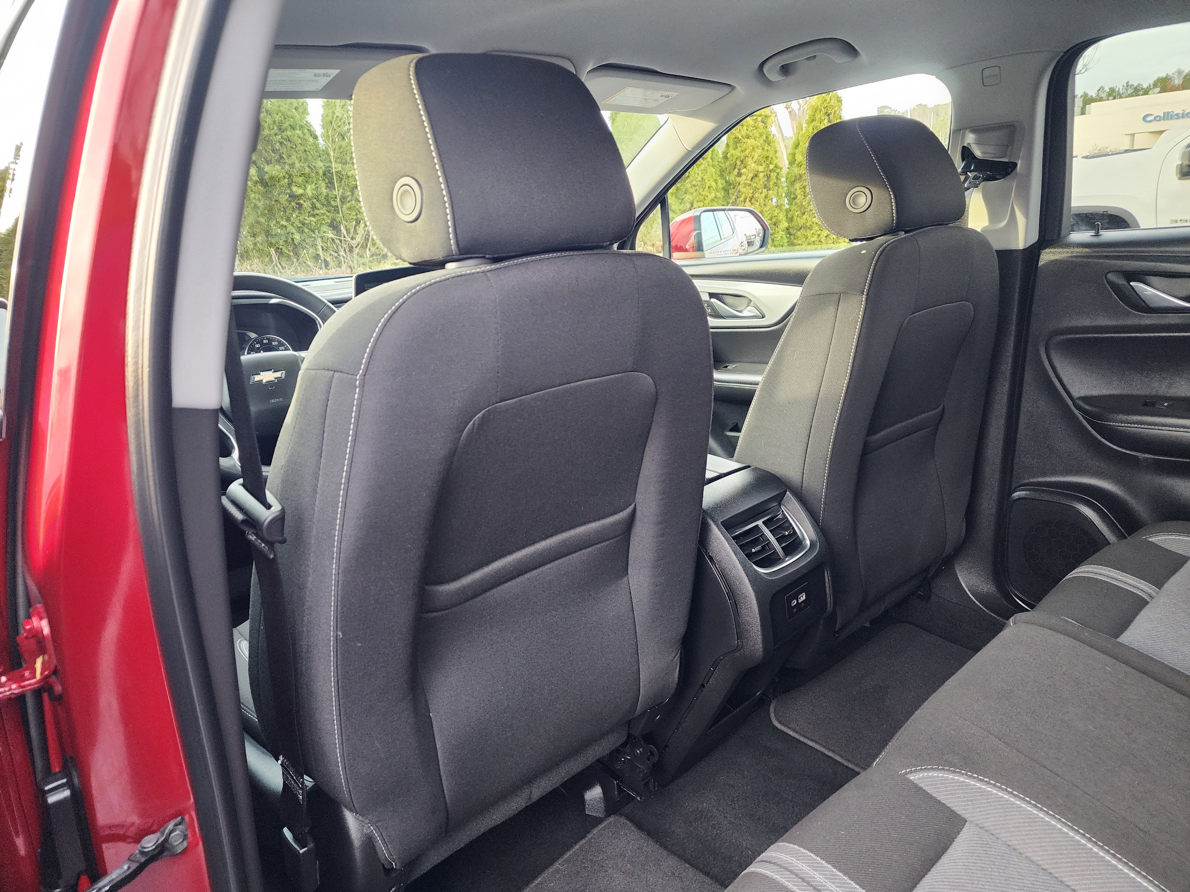 Used 2025 Chevrolet Blazer LT image 15