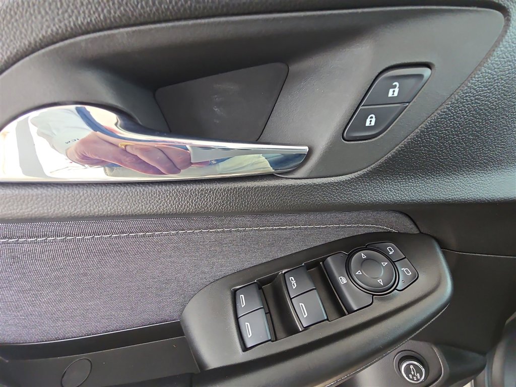 Used 2023 Chevrolet TrailBlazer ACTIV w/ Sun and Liftgate Package image 23