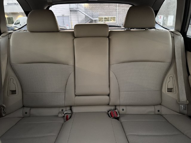 Used 2017 Subaru Outback 2.5i Limited AWD/4WD image 29