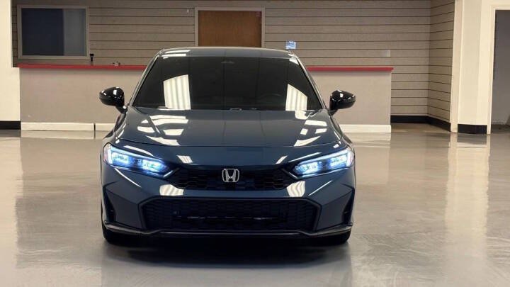 Used 2025 Honda Civic Sport image 4