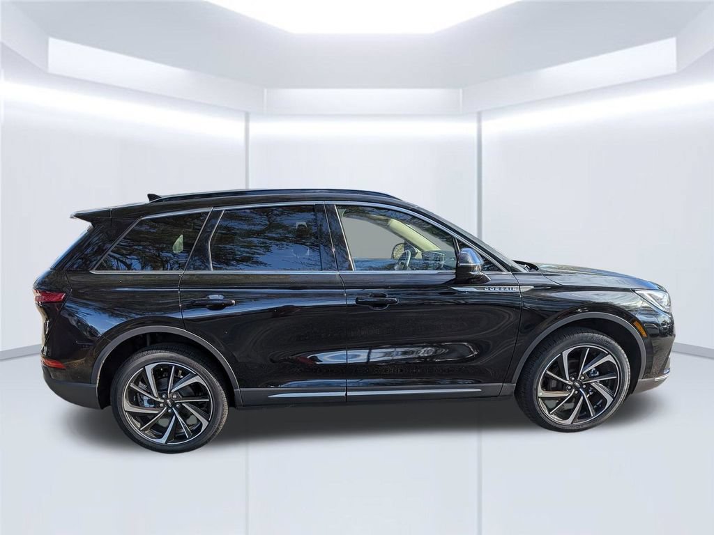 New 2026 Lincoln Corsair Reserve FWD image 23