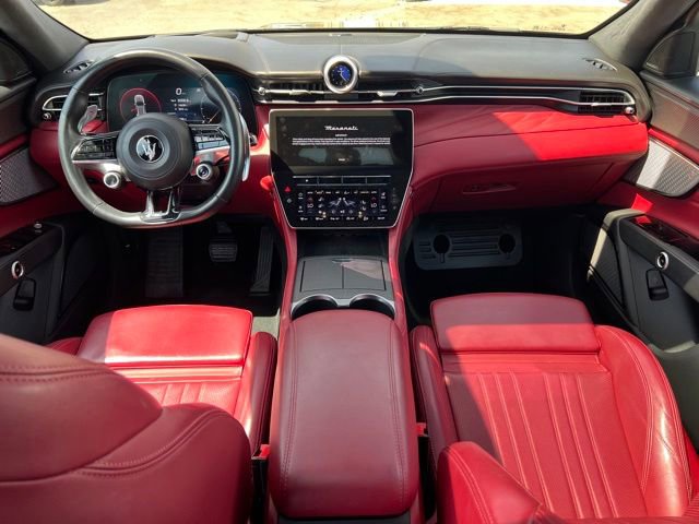 Used 2023 Maserati Grecale Modena AWD/4WD image 14
