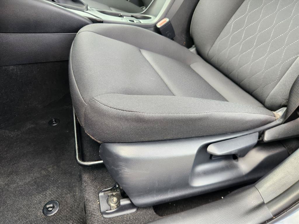 Certified 2025 Toyota Corolla LE FWD image 18