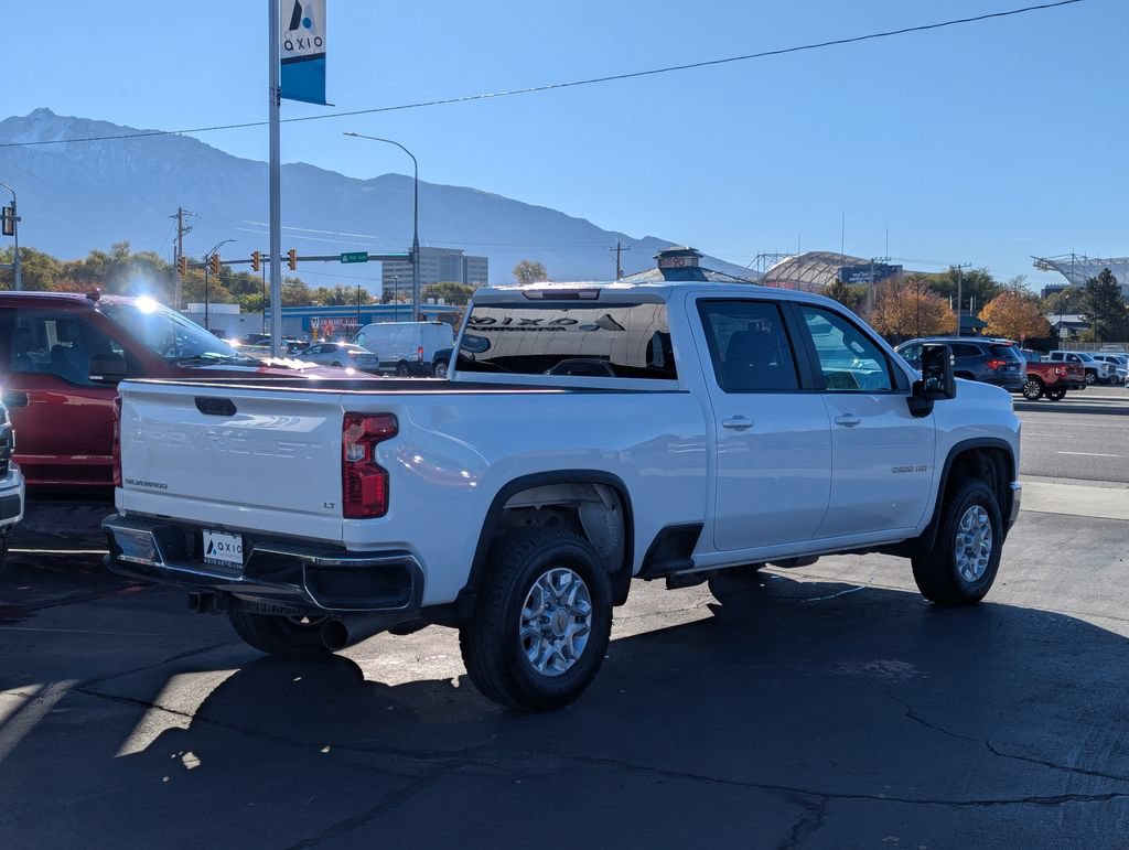 Used 2022 Chevrolet Silverado 2500 LT w/ Fleet Comfort Package AWD/4WD image 4