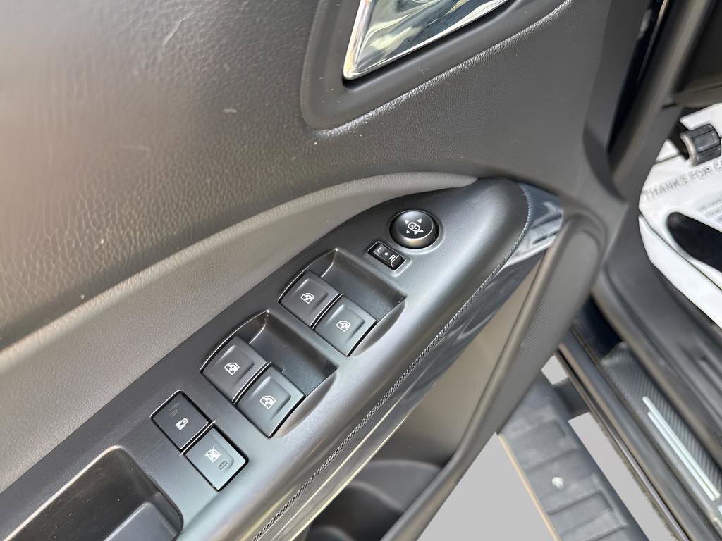 Used 2018 Chevrolet Colorado Z71 AWD/4WD image 19