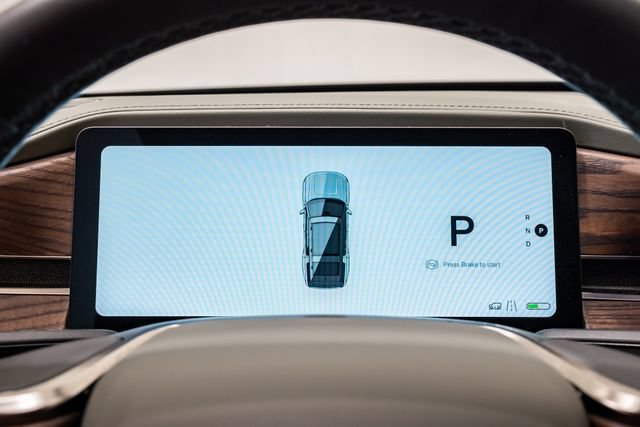 Used 2023 Rivian R1S Launch Edition AWD/4WD image 14