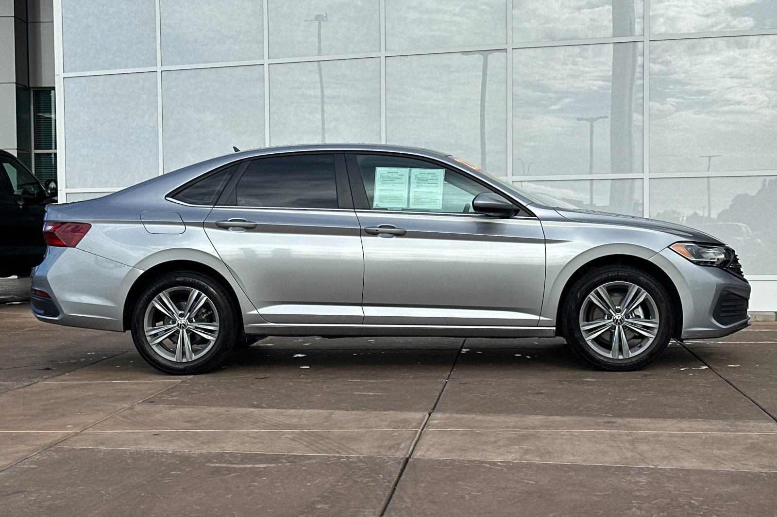 Used 2024 Volkswagen Jetta SE video 3