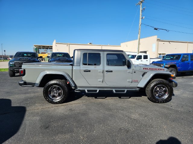Used 2020 Jeep Gladiator Rubicon w/ Cold Weather Group AWD/4WD image 28