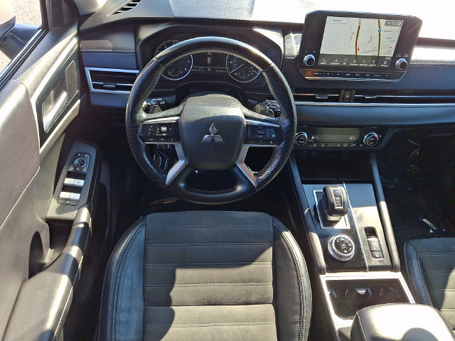 Used 2023 Mitsubishi Outlander SE AWD/4WD image 12