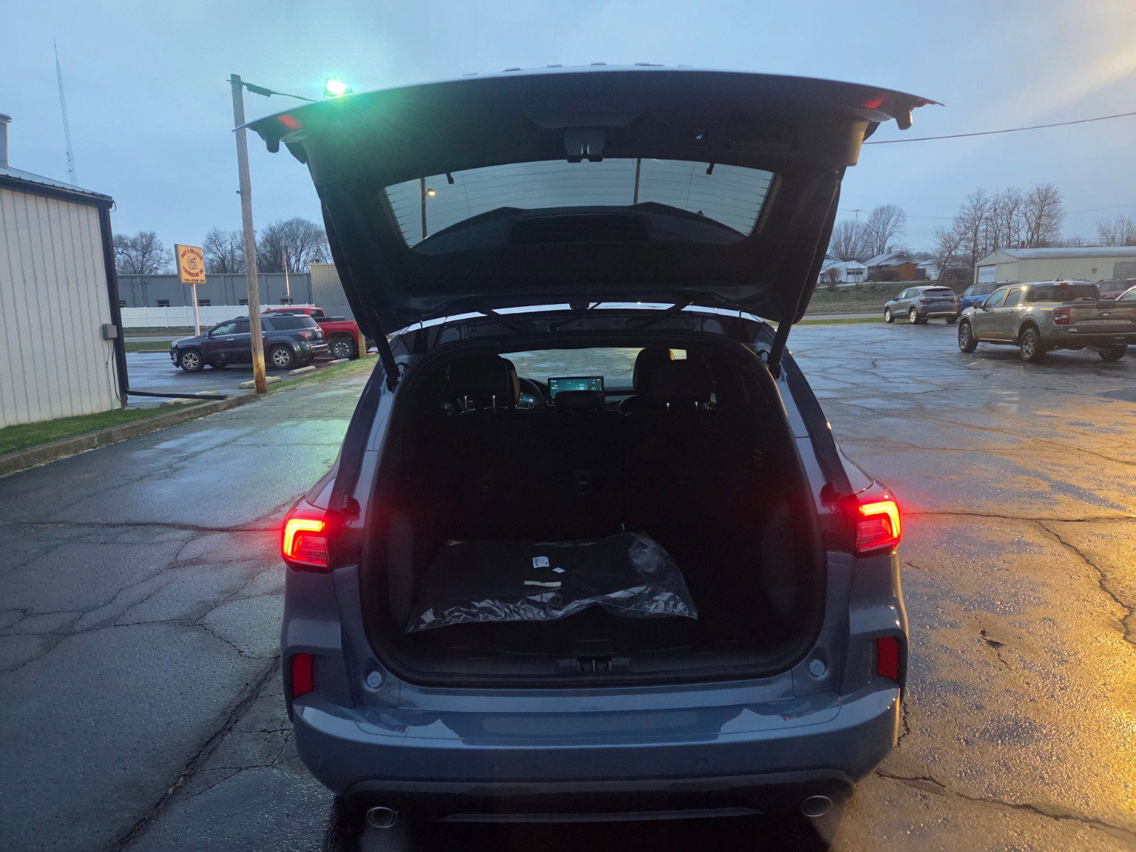 New 2026 Ford Escape ST-Line Elite w/ Equipment Group 501A image 18
