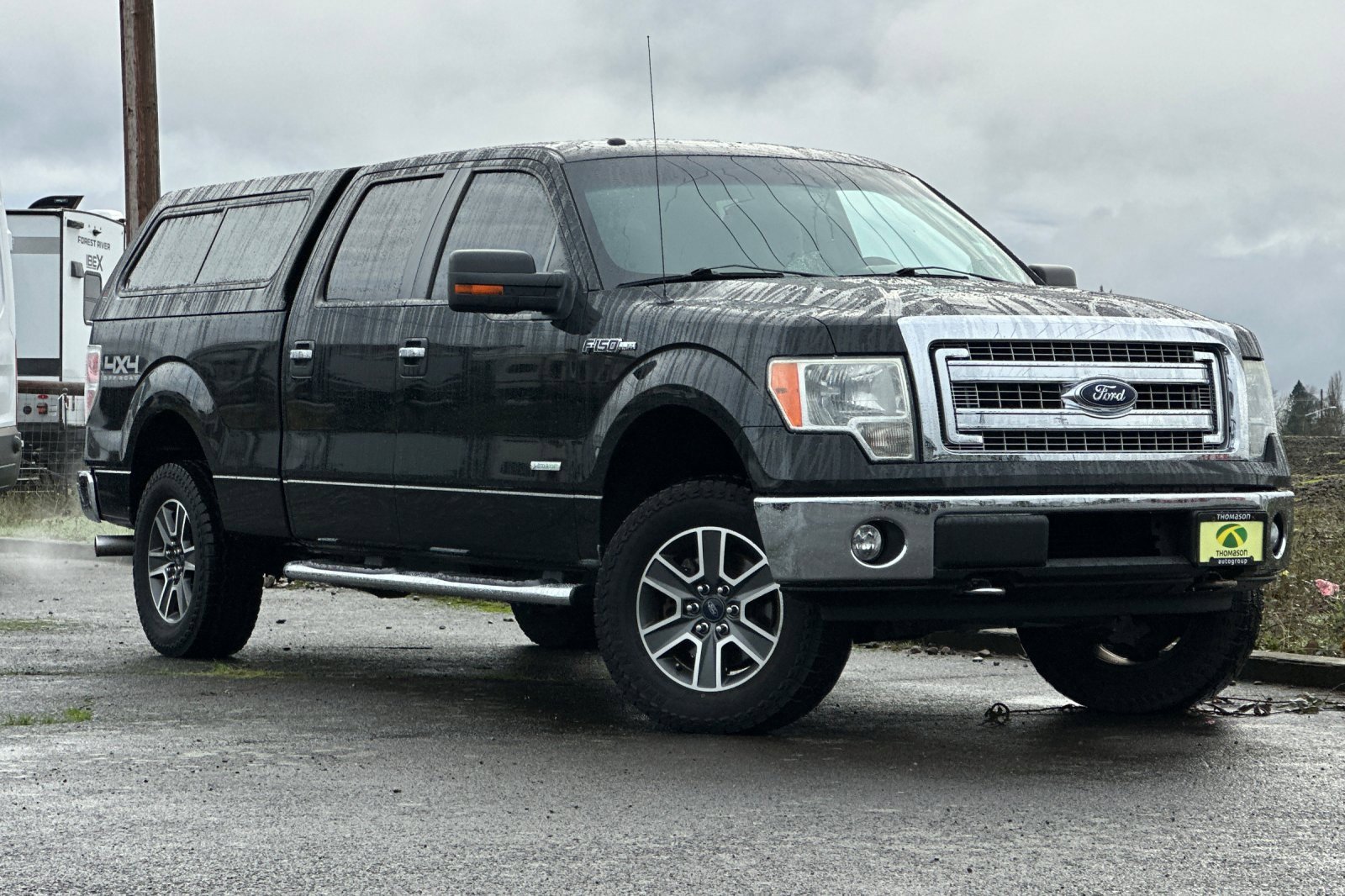 Used 2013 Ford F150 XLT w/ Luxury Equipment Group image 2