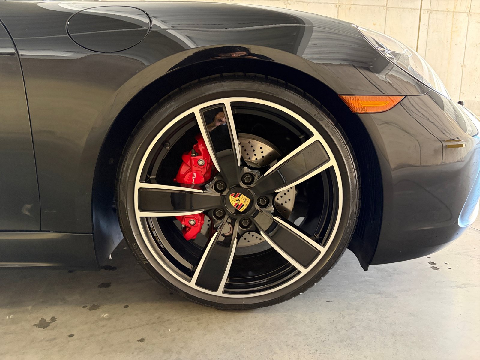 Certified 2025 Porsche 718 Boxster S RWD image 19