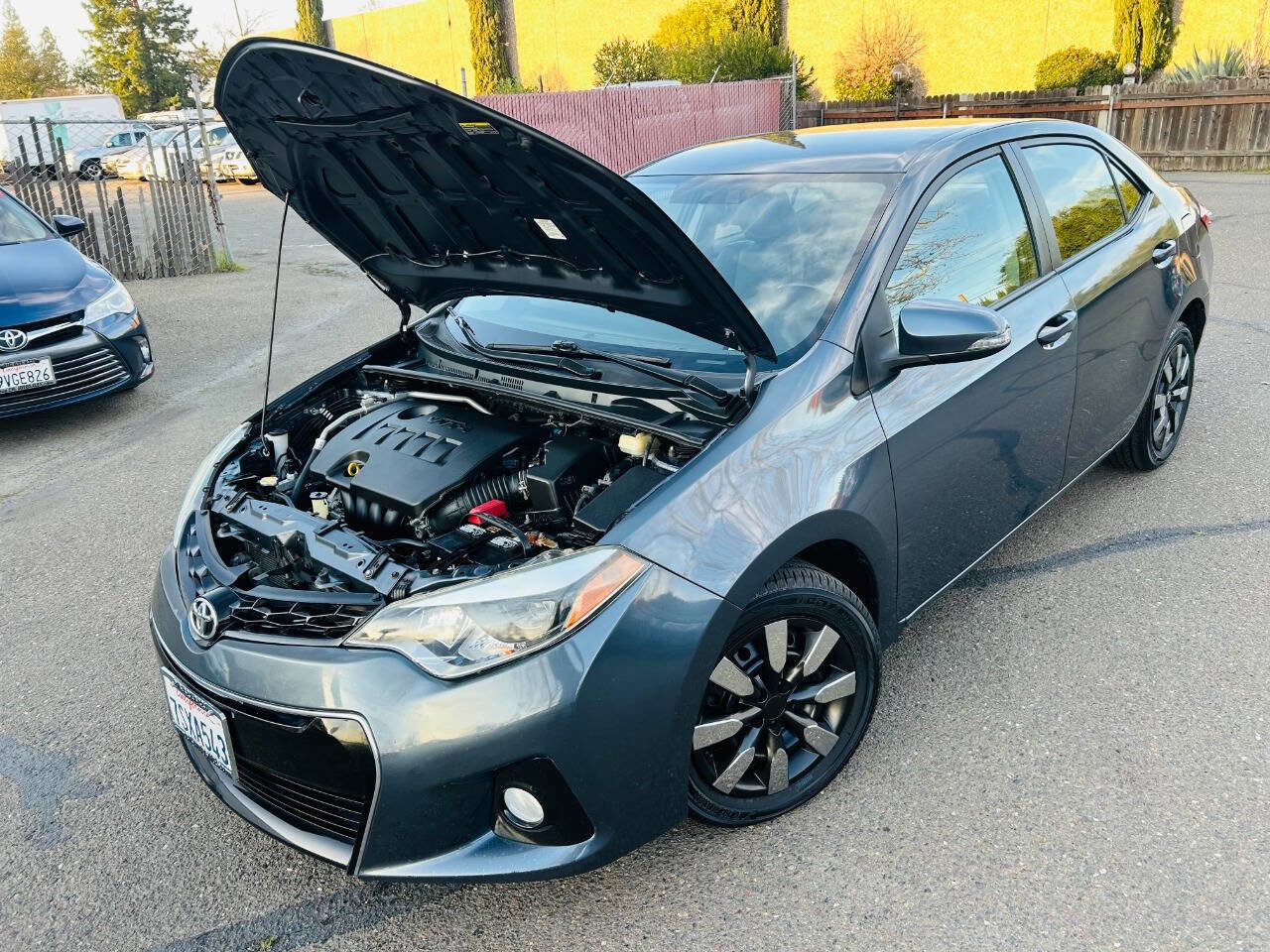 Used 2016 Toyota Corolla S image 9