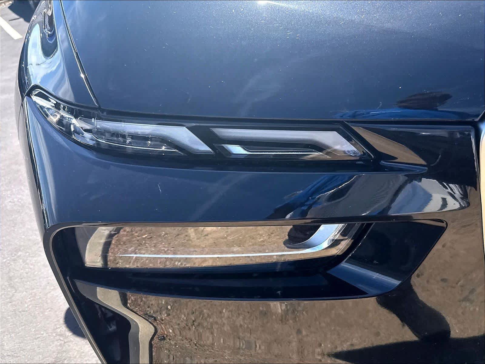 Used 2023 BMW X7 xDrive40i AWD/4WD image 35
